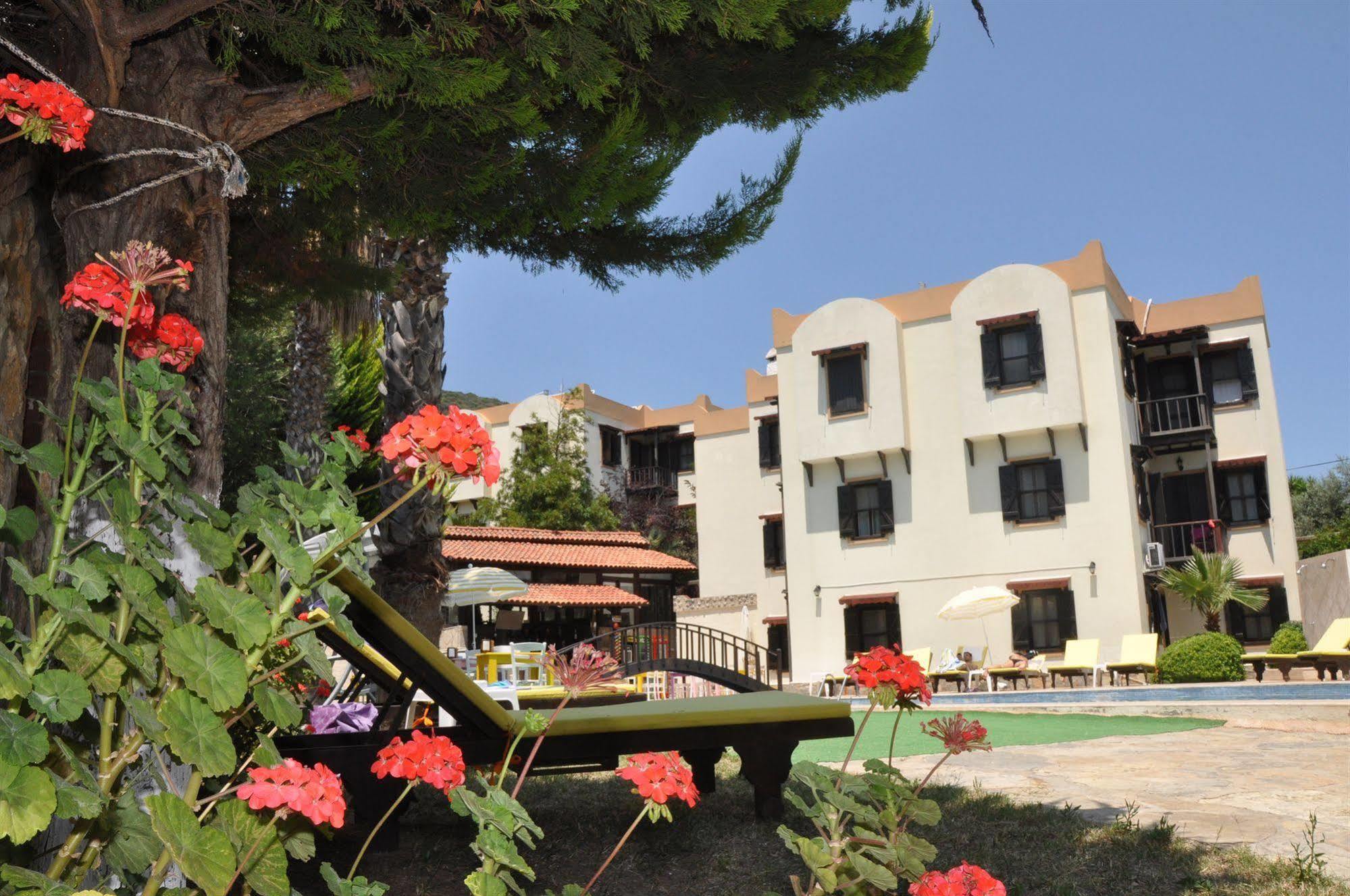 Ale Suite Hotel Torba Exterior photo